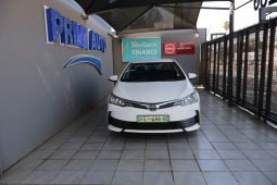 
										2017 Toyota Corolla 1.8 Prestige full									