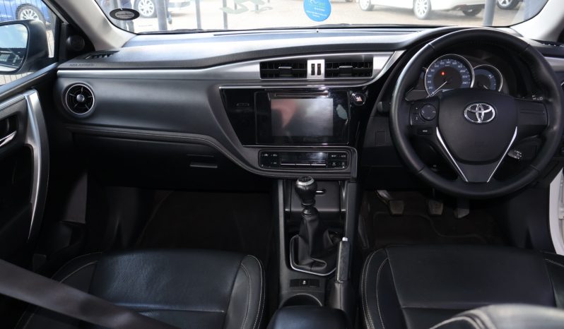 
								2022 Toyota Corolla Quest 1.8 Exclusive full									