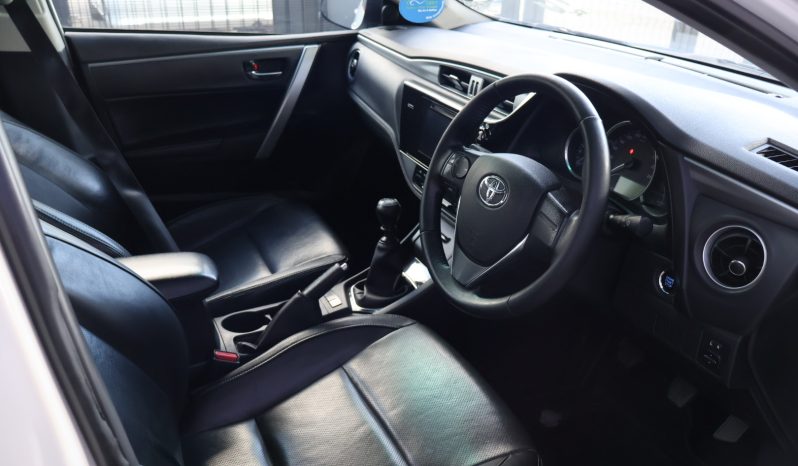 
								2022 Toyota Corolla Quest 1.8 Exclusive full									