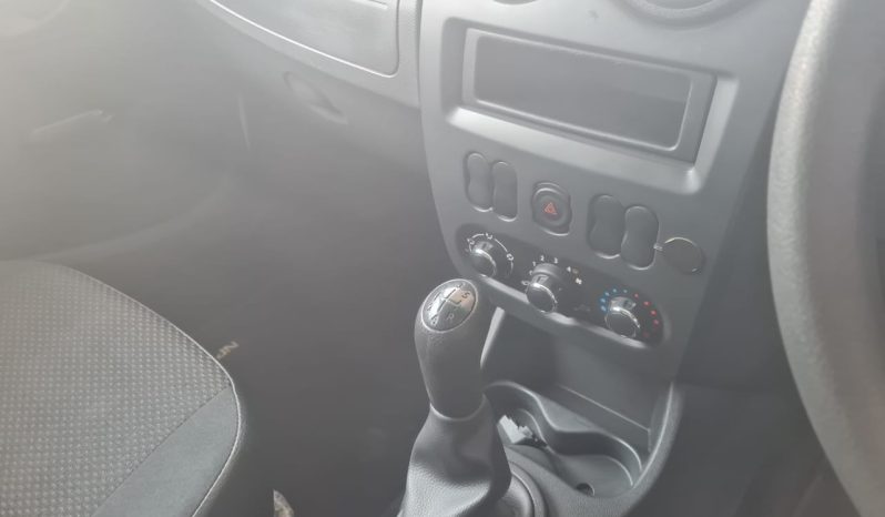 
								2021 NISSAN NP200 1.6 P/U S/C full									